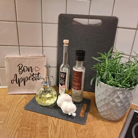 And Cosy With Proximity To Everything Apartamento Tromsø