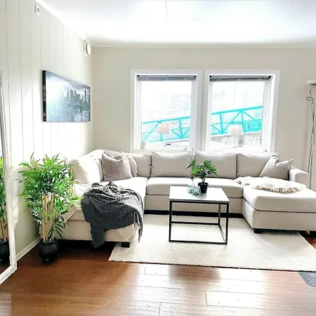 And Cosy With Proximity To Everything Apartamento *