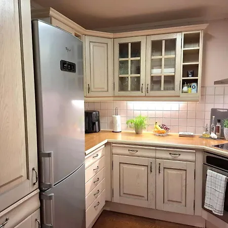 And Cosy With Proximity To Everything Apartamento Tromsø
